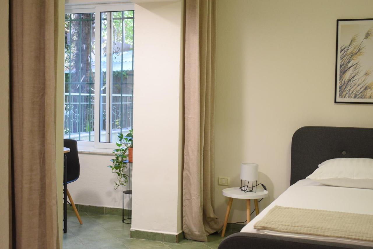 Feels Like Home Studio Apartments - Flh Albania 地拉那 外观 照片