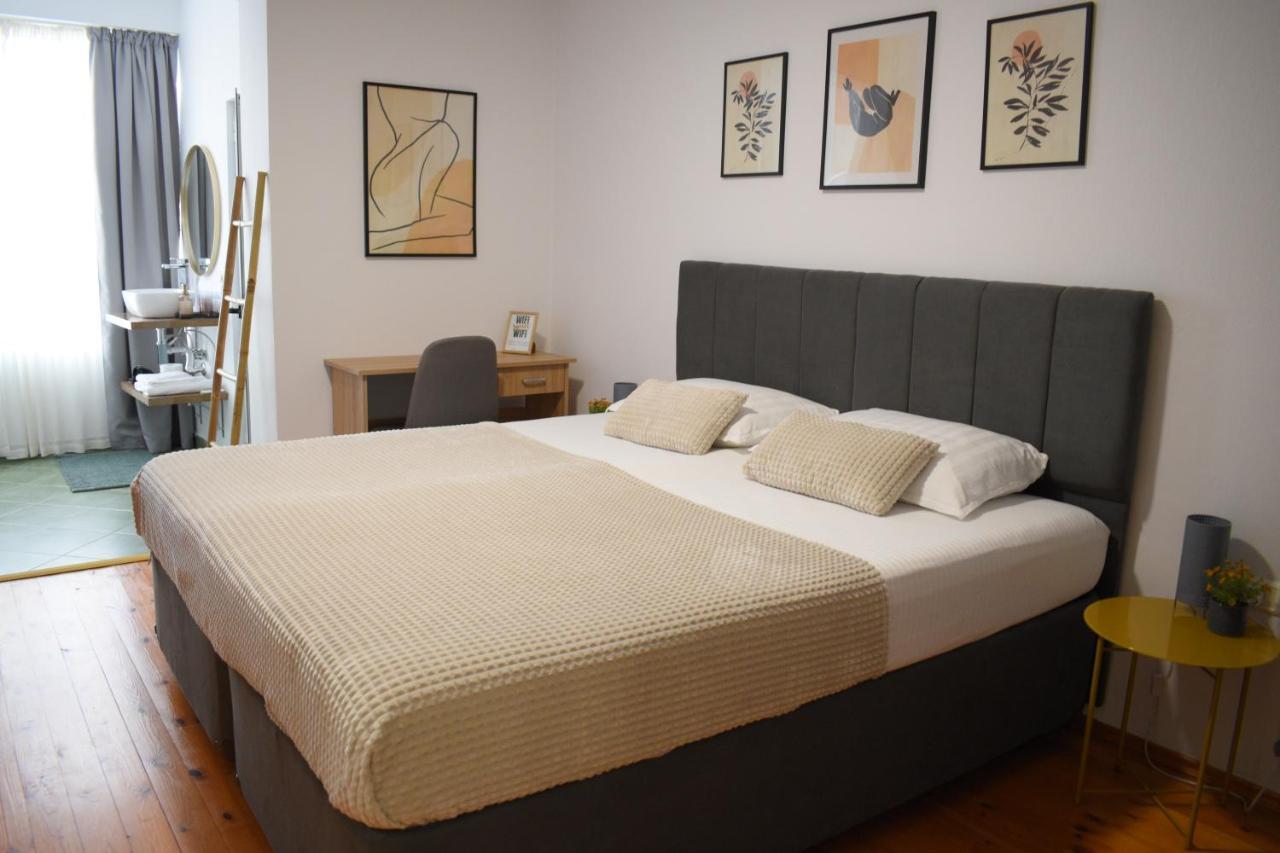 Feels Like Home Studio Apartments - Flh Albania 地拉那 外观 照片